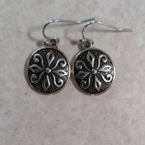 Elegant Silver Floral Earrings